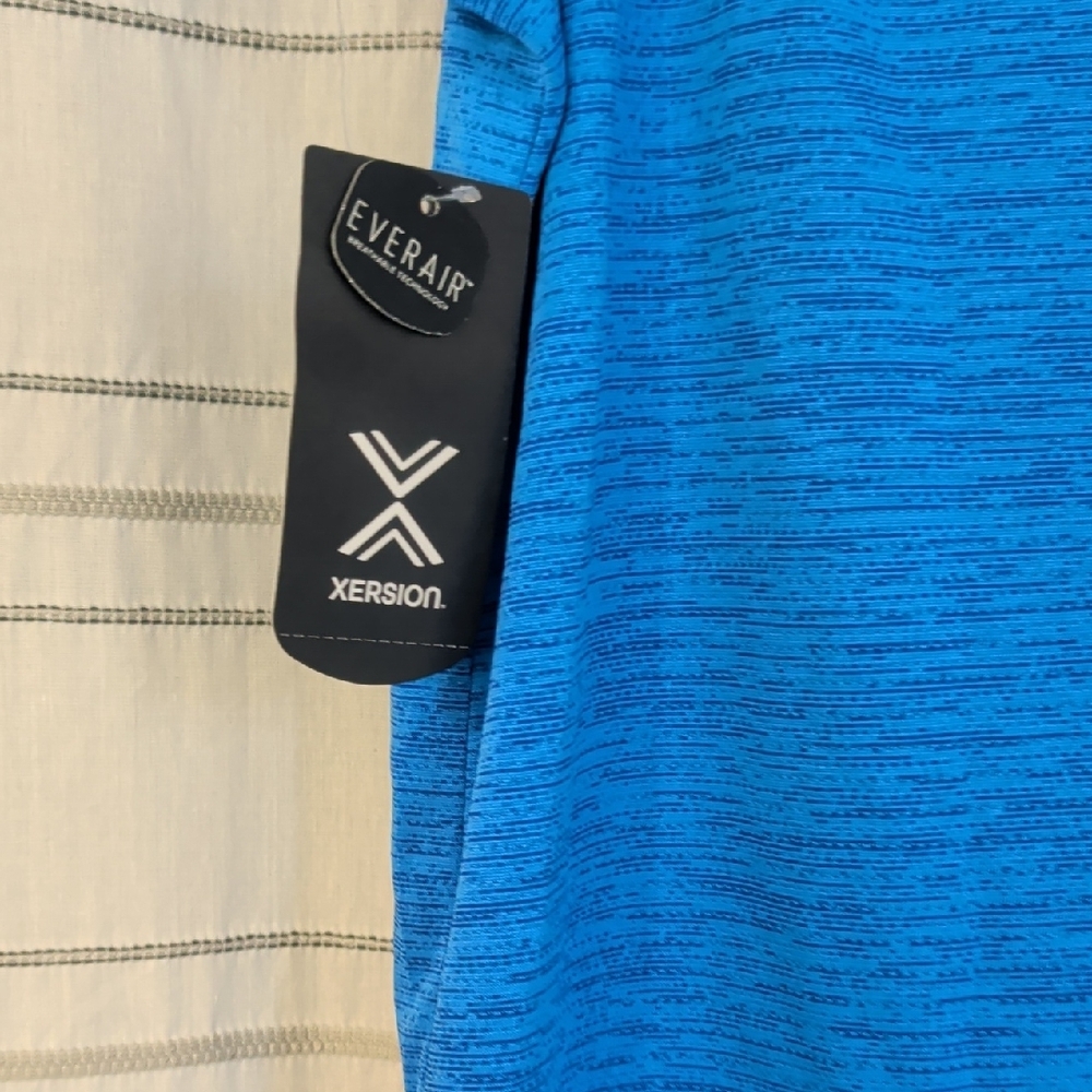 Xersion Quick-Dri Blue Athletic Top - Picture 4 of 4